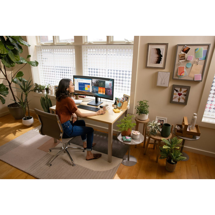 HP INC. HP P34HC G4 WQHD USB-C CURV 34 3440X1440 3YW