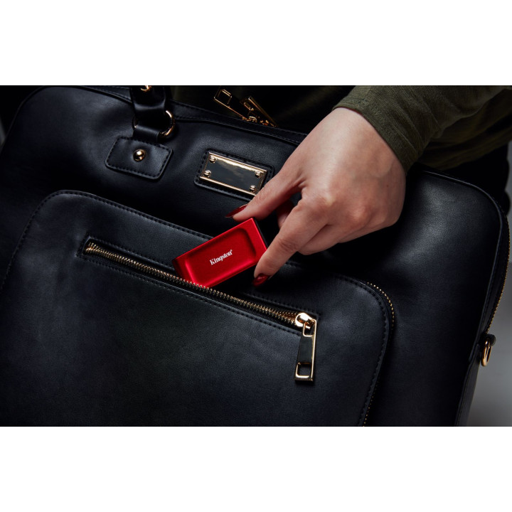 KINGSTON 1TB SSD EXT KINGSTON XS1000 USB-C 1050MBS RW RED